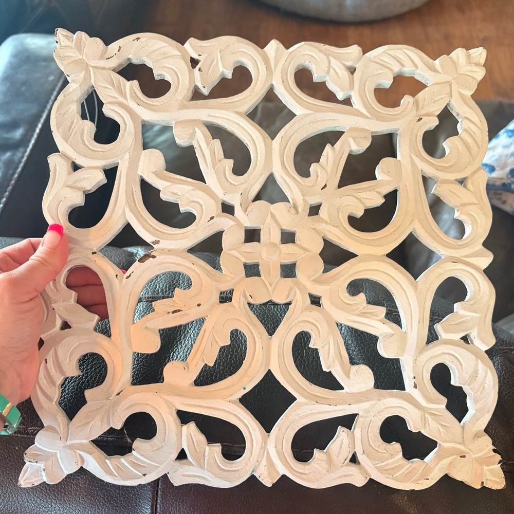 Distressed Shabby Chic Carved Wood Decorative Wall Panel - White - Picture 2 of 3